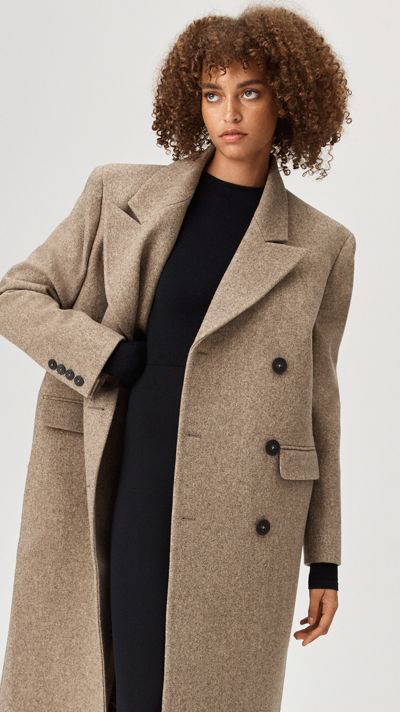The Statement Coat Beige